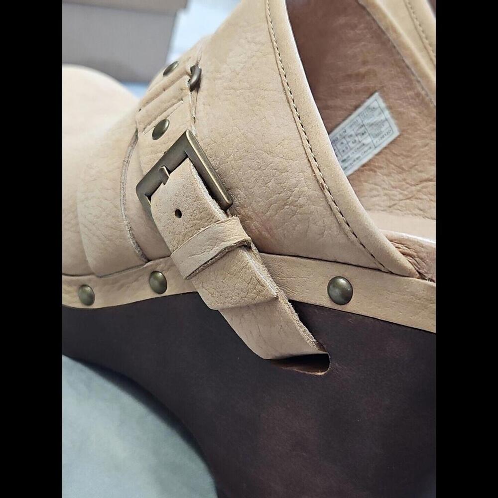 UGG Natalee Beige Leather Buckle Slip On Studded Platform Mules Womens Shoes 11 - Picture 14 of 15